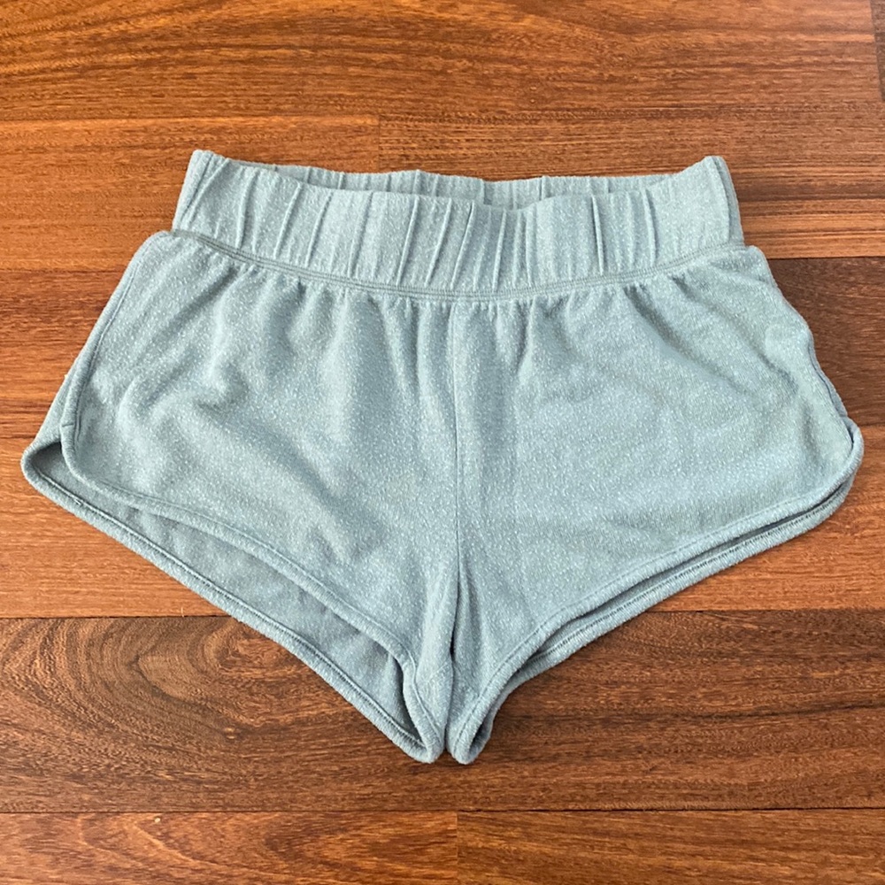Softie RVCA shorts in a light teal